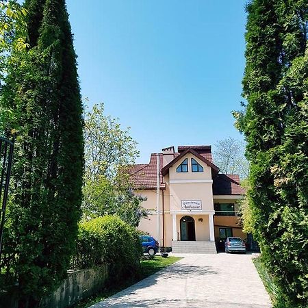 Pensiunea Ambiance Piatra Neamţ Exterior foto